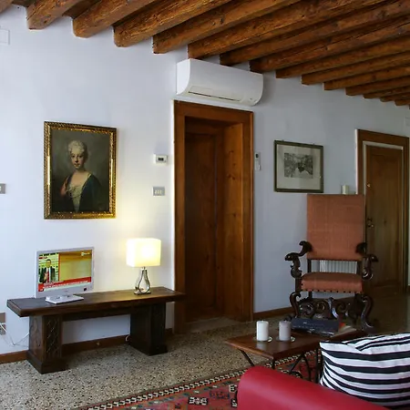 아파르타멘티 산 루카