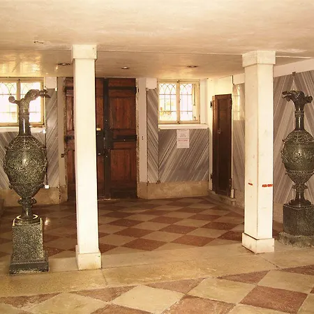 아파르타멘티 산 루카 * 베니스