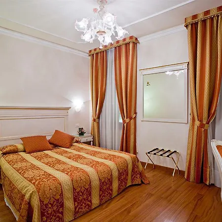 아파르타멘티 산 루카 * 베니스